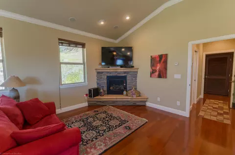 1488 Benton Dr, Redding, CA 96003 photo 73