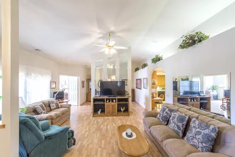 1956 Vineyard Trl, Redding, CA 96003 photo 4