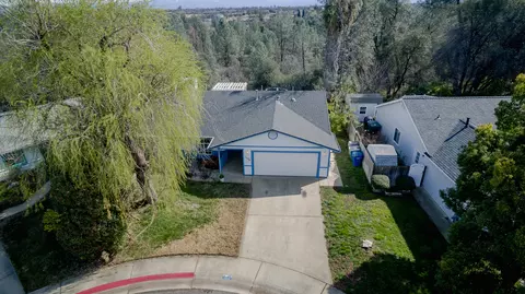 1456 Grouse Dr, Redding, CA 96003 photo 3