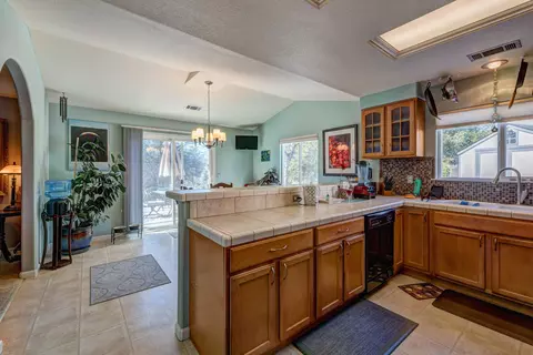 3388 Stanford Dr, Redding, CA 96003 photo 10