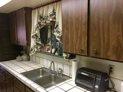 1930 Bechelli Ln, Redding, CA 96002 photo 3