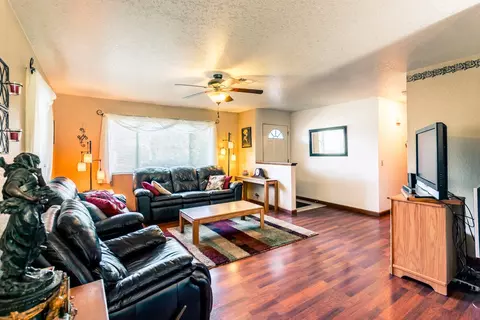 758 Redwood Blvd, Redding, CA 96003 photo 3