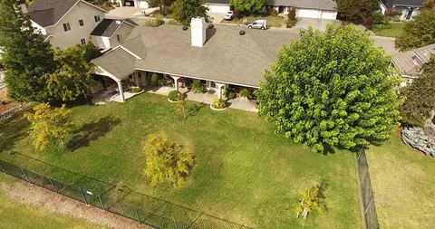 2140 Hope Ln, Redding, CA 96003 photo 34