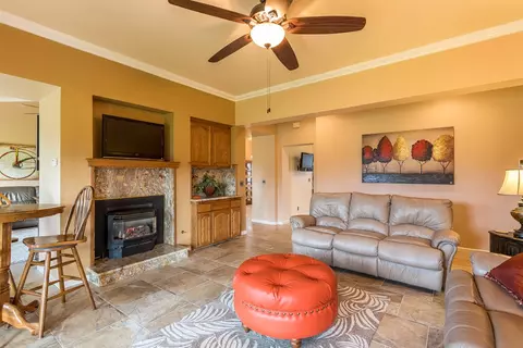 2140 Hope Ln, Redding, CA 96003 photo 9