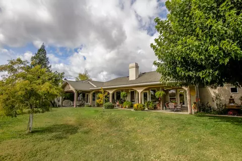 2140 Hope Ln, Redding, CA 96003 photo 36