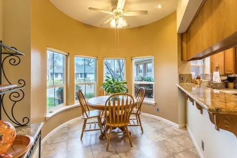 2140 Hope Ln, Redding, CA 96003 photo 13