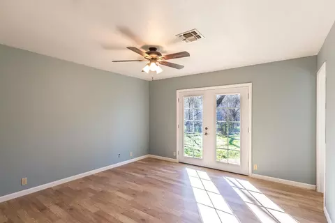 20387 Sudan Ln, Redding, CA 96003 photo 11