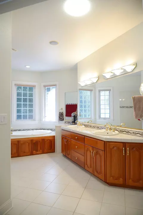 4353 Yellowstone Dr, Redding, CA 96002 photo 37
