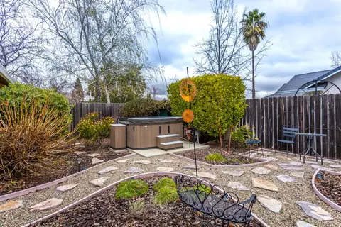 2896 Howard Dr, Redding, CA 96001 photo 27
