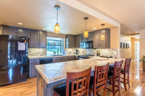 2896 Howard Dr, Redding, CA 96001 photo 8