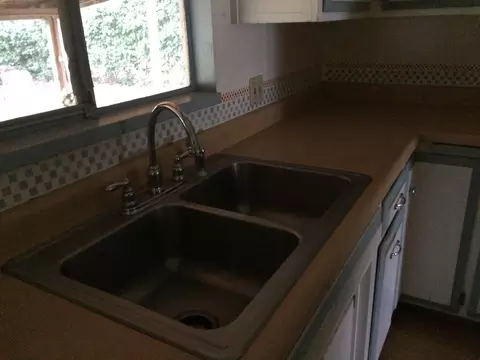 2575 Hawn Ave, Redding, CA 96002 photo 12