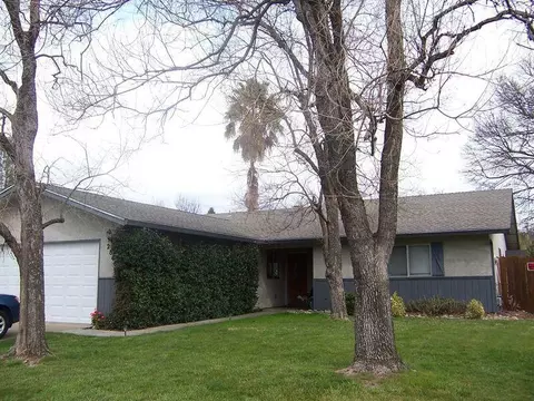 2840 Lake Redding Dr, Redding, CA 96003 photo 1