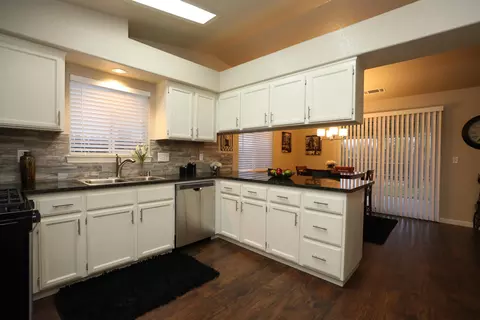 1893 Juarez Ln, Redding, CA 96003 photo 4