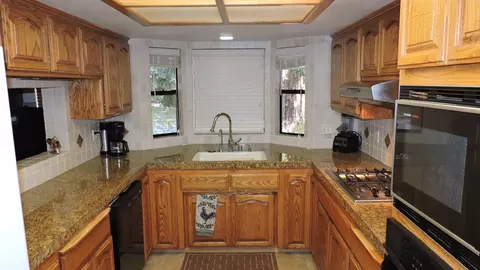 2871 Balaton Ave, Redding, CA 96001 photo 39