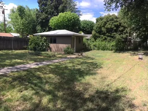 806 Coronado St, Redding, CA 96003 photo 24