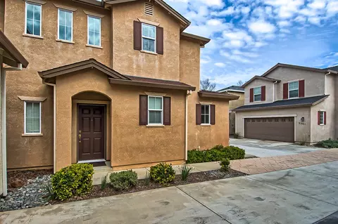 2365 La Villa Way, Redding, CA 96003 photo 3