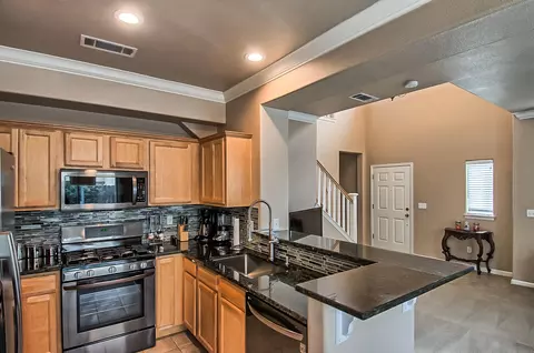2365 La Villa Way, Redding, CA 96003 photo 7