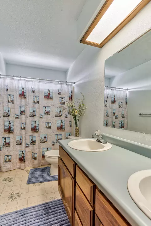 12775 Encanto Way, Redding, CA 96003 photo 29
