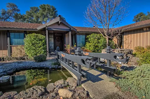 3900 Cheryl Dr, Redding, CA 96002 photo 1