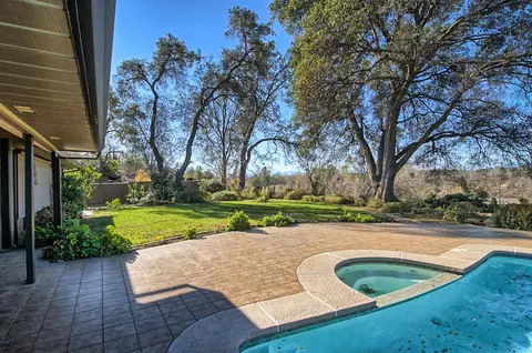 3900 Cheryl Dr, Redding, CA 96002 photo 20