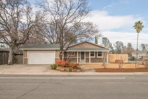 1130 Riviera Dr, Redding, CA 96001 photo 1