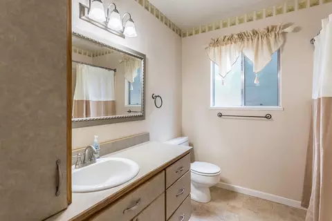 1119 Dominion Dr, Redding, CA 96002 photo 20