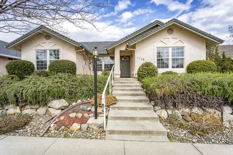 1718 Veracruz Trl, Redding, CA 96003 photo 1