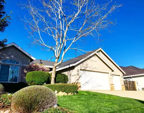 580 Casa Buena St, Redding, CA 96003 photo 11