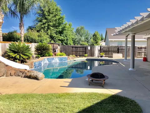 580 Casa Buena St, Redding, CA 96003 photo 15