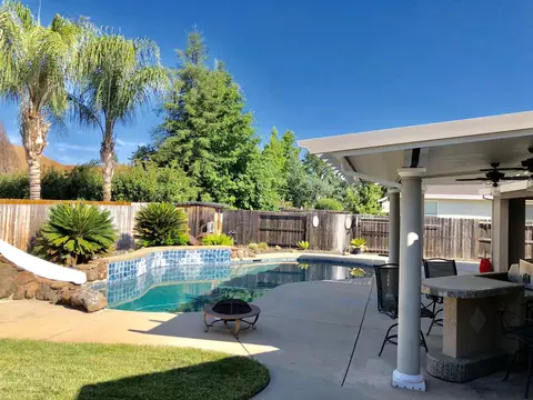 580 Casa Buena St, Redding, CA 96003 photo 16