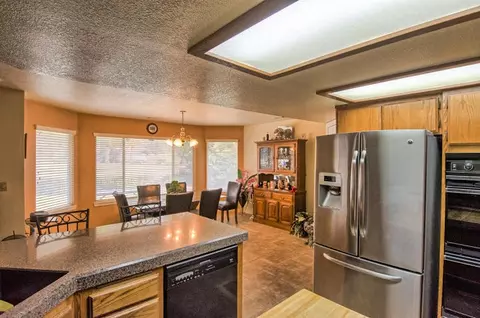 3959 Eagle Pkwy, Redding, CA 96001 photo 8