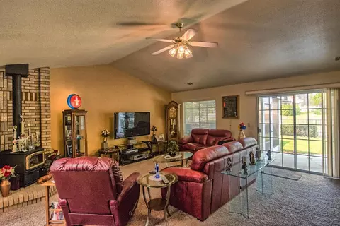 3959 Eagle Pkwy, Redding, CA 96001 photo 3