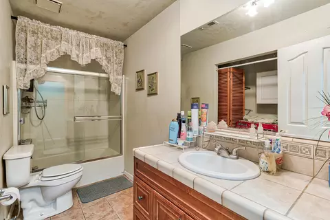 20243 E Margarita Ct, Redding, CA 96002 photo 16