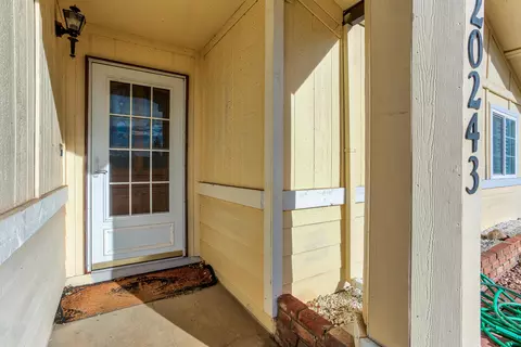 20243 E Margarita Ct, Redding, CA 96002 photo 6