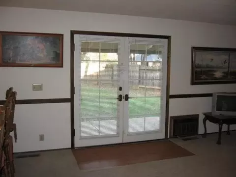 2548 Phil, Redding, CA 96002 photo 10
