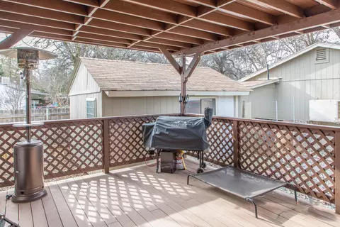 19080 Genevieve Rd, Redding, CA 96003 photo 7