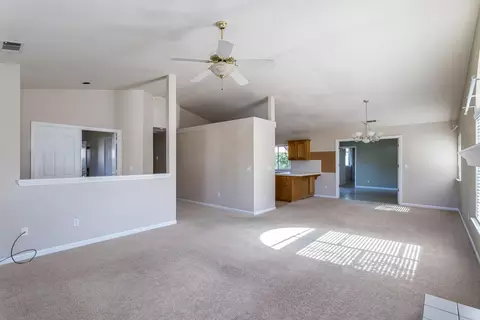 2611 Evergreen Way, Redding, CA 96001 photo 6