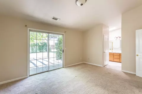 2611 Evergreen Way, Redding, CA 96001 photo 14