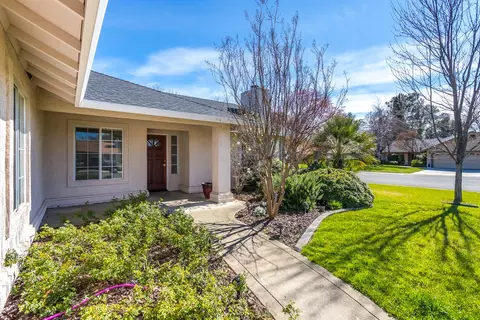 2611 Evergreen Way, Redding, CA 96001 photo 32