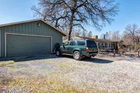 13707 Hilford Ln, Redding, CA 96003 photo 3