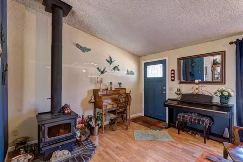 13707 Hilford Ln, Redding, CA 96003 photo 6