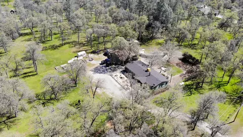13707 Hilford Ln, Redding, CA 96003 photo 35