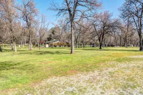 13707 Hilford Ln, Redding, CA 96003 photo 21