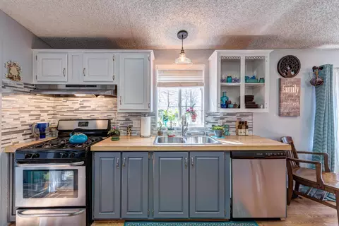 13707 Hilford Ln, Redding, CA 96003 photo 12