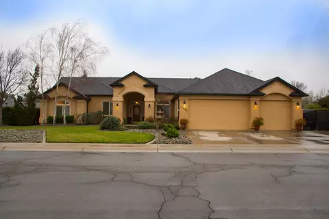 2995 Blue Horizon Dr, Redding, CA 96002 photo 1