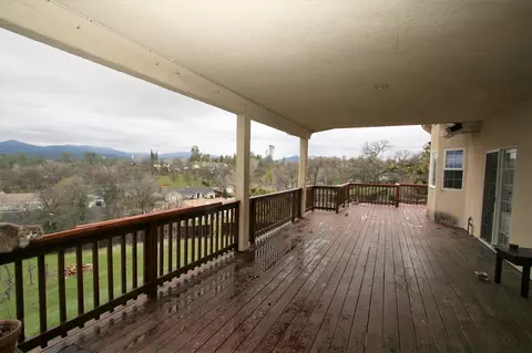 19212 Pinnacle Ct, Redding, CA 96003 photo 4
