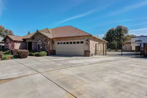 7467 Caballo Way, Redding, CA 96002 photo 2