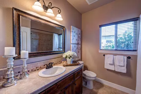 7467 Caballo Way, Redding, CA 96002 photo 28