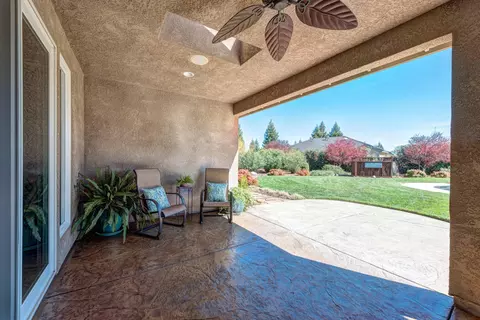 7467 Caballo Way, Redding, CA 96002 photo 30