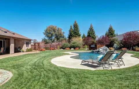 7467 Caballo Way, Redding, CA 96002 photo 39
